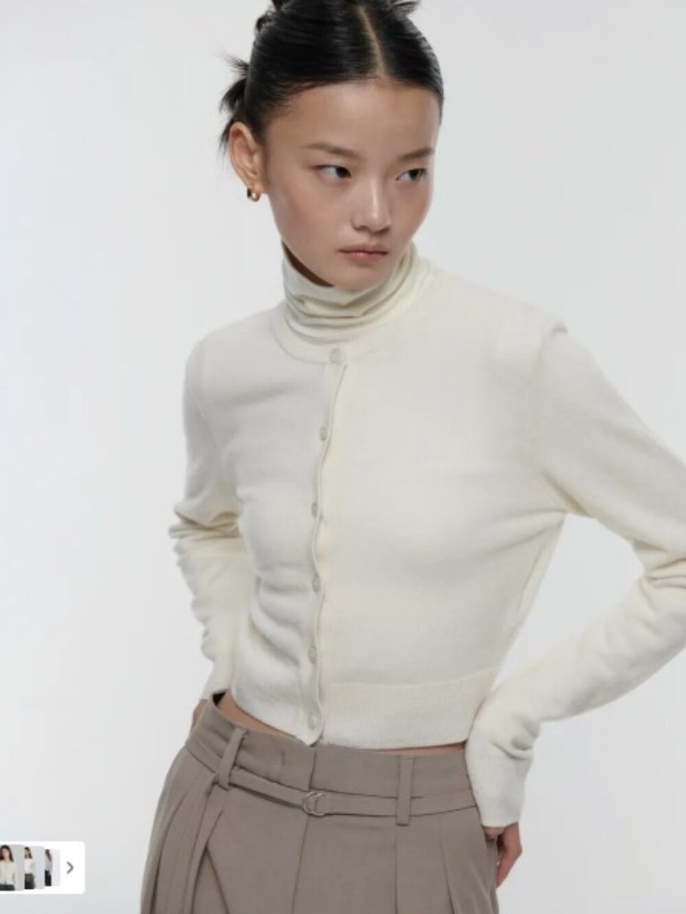 NWT MUSINSA STANDARD Women's Cropped Crewneck Cardigan Sweater - White